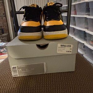 *RARE! Nike Air Force 1 Black and Yellow Sneakers